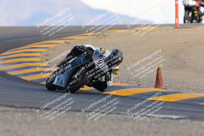 media/Oct-03-2022-Moto Forza (Mon) [[5f077a3730]]/Advanced Group/Session 5 (Turn 12)/